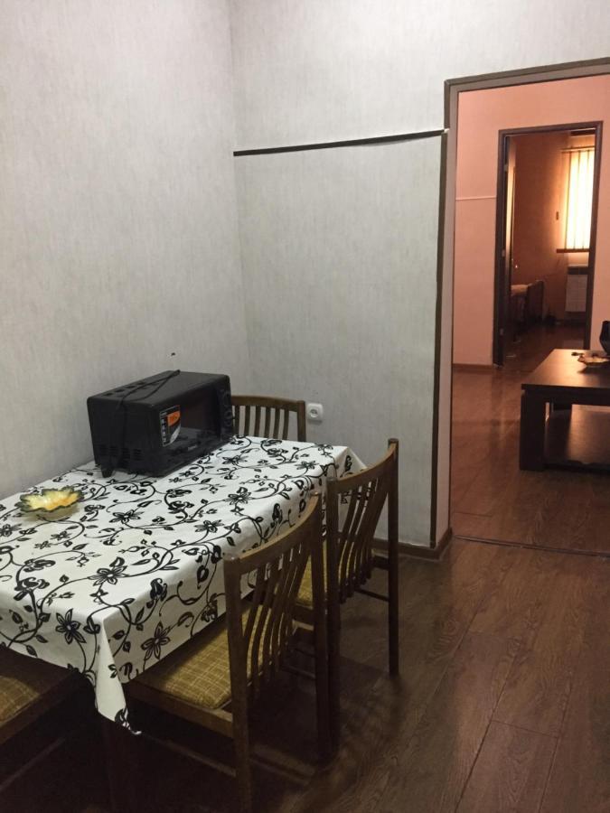 ティビリシAgmashenebeli 128アパートメント エクステリア 写真